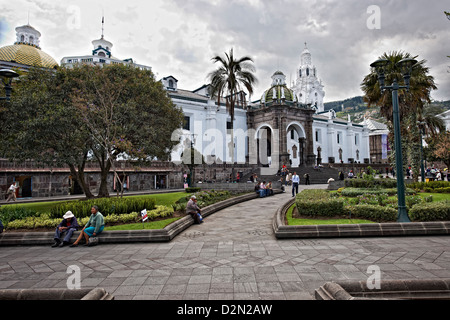 Metropolitan Cathedral und Unabhängigkeit Quadrat, historische Zentrum von Quito, Ecuador Stockfoto