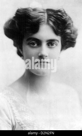 CLEMENTINE CHURCHILL (1885-1977) Ehefrau von Winston Churchill im Jahre 1915 Stockfoto