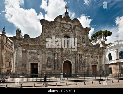 brillant gestalteten Fassade der Compania de Jesus Kirche, Quito, Ecuador Stockfoto