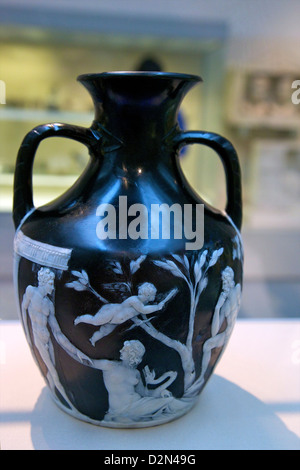 Portland Vase, Cameo-Auftritt Glas, ca. 15 v. Chr., British Museum, London, England, UK, GB, Großbritannien Stockfoto