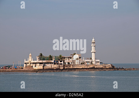 Haji Ali Mosque Vororten Bandra Mumbai (Bombay) Indien Bucht Stockfoto