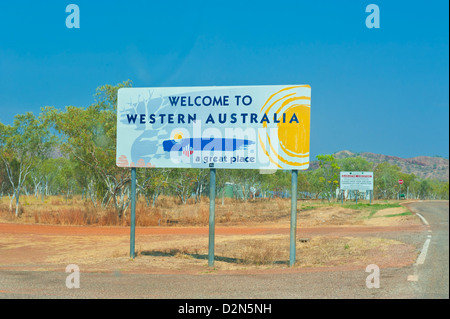 Zeichen der Grenze von Western Australia und dem Northern Territory, Australien, Pazifik Stockfoto