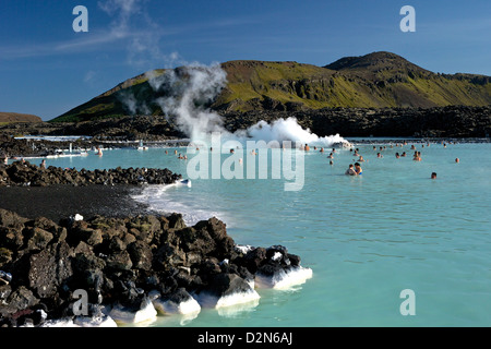 Geothermische Außenpool und Kraftwerk an der blauen Lagune, Island, Polarregionen Stockfoto