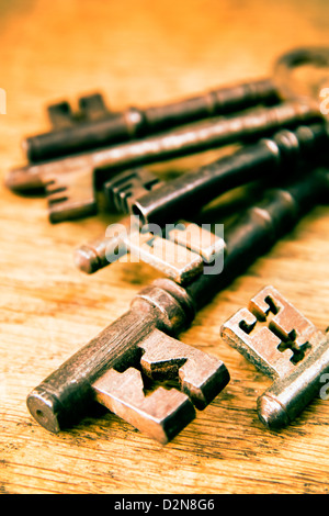 Bund der alten Fashioned Vintage Keys Stockfoto