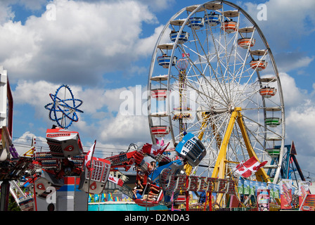 Midway und Fahrten an der Canadian National Exhibition in Toronto Ontario Kanada Stockfoto