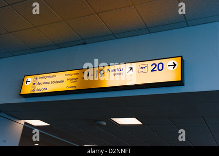 Tourist-Information / Gatter Zeichen Stockfoto