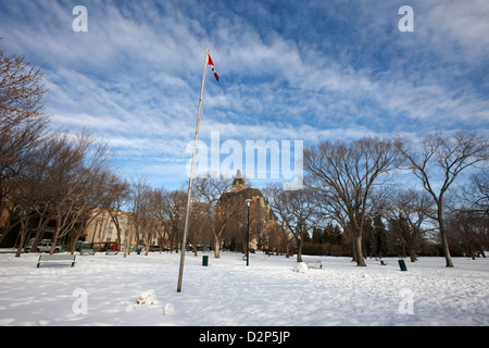 schneebedeckte Kiwanis Memorial Park Downtown Saskatoon Saskatchewan Kanada Stockfoto