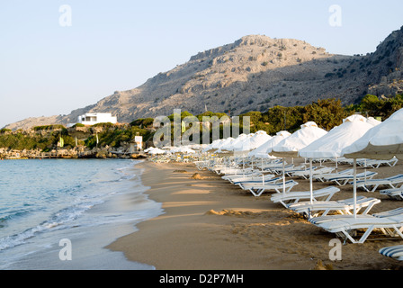 Hauptstrand Pefkos Lindos Rhodos Dodekanes Inseln Griechenland Stockfoto