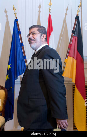 Der ägyptische Präsident Mohamed Morsi besucht das erste Treffen von der gemischten deutsch-ägyptischen wirtschaftliche Kommission (GWK) an das Bundesministerium für Wirtschaft und Technologie (BMWi) in Berlin, Deutschland, 30. Januar 2013. Foto: MAURIZIO GAMBARINI Stockfoto