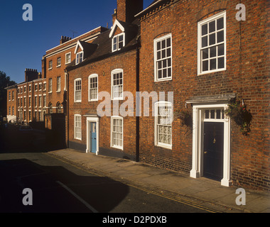 Georgische Landhäuser und Stadthäuser am St John Hill, Shrewsbury, Shropshire, England Stockfoto