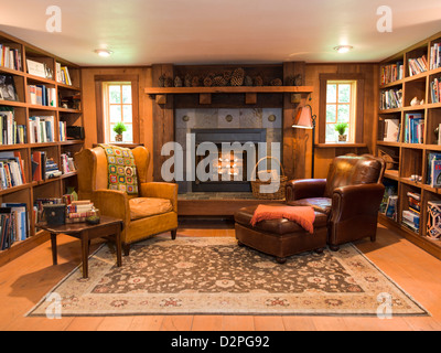 Innere des Wohnzimmer und Kamin Stockfoto