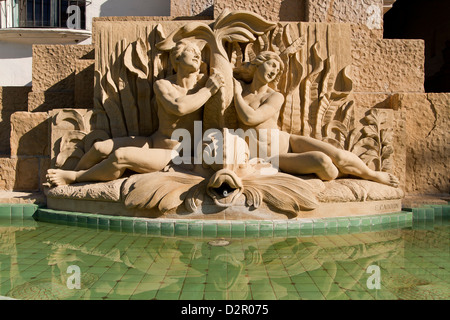Brunnen an der Santa Barbara County Courthouse in Santa Barbara, California, Vereinigte Staaten von Amerika, USA Stockfoto