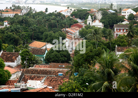 Blick auf die alte Stadt Olinda vom Praça Se, UNESCO-Weltkulturerbe, Olinda, Pernambuco, Brasilien, Südamerika Stockfoto