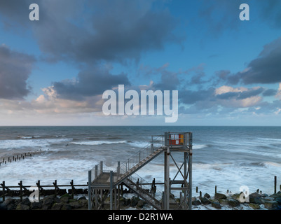 Die stark erodierte Norfolk Küste bei Happisburgh Stockfoto