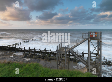 Die stark erodierte Norfolk Küste bei Happisburgh Stockfoto