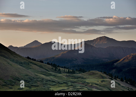 Dämmerung in der Nähe von Stony Pass, Rio Grande National Forest; Colorado, Vereinigte Staaten von Amerika, Nordamerika Stockfoto