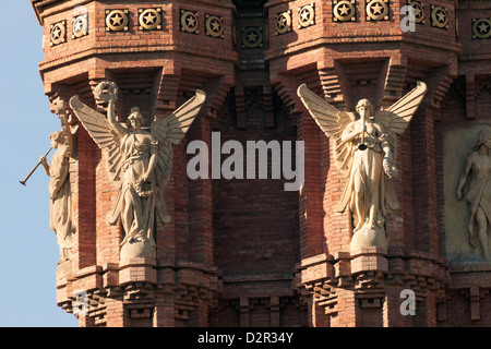 OP-Fragment des berühmten Arc de Triomf gebaut für die Weltausstellung 1888 in Barcelona Stockfoto