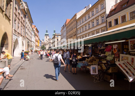 Straßenmarkt in Prag Stockfoto