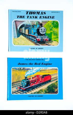 Thomas die kleine Lokomotive und James die Red-Engine - von Rev W Awdry - Bücher im traditionellen Format. Stockfoto