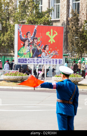 Propaganda-Plakaten der nordkoreanischen sozialistischen Realismus Grafik, Pyongyang, Nordkorea Stockfoto