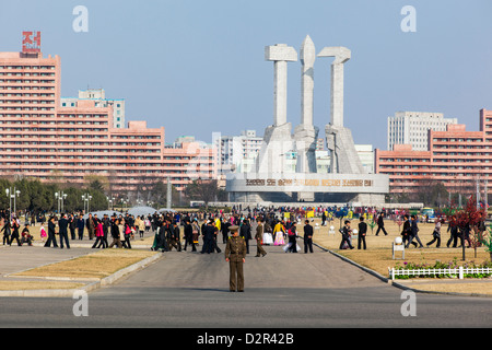 Denkmal für die Gründung der Arbeiterpartei Koreas, Pyongyang, Nordkorea Stockfoto