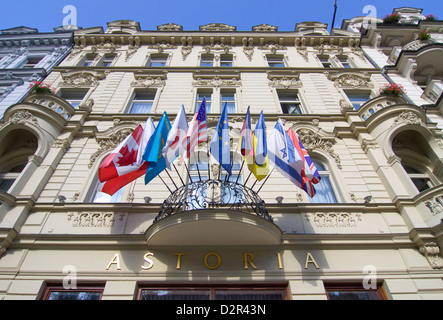 Flaggen in einem hotel Stockfoto