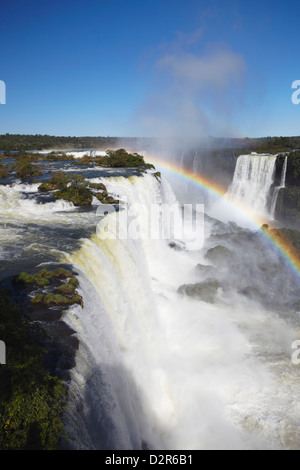 Garganta Diablo (Teufelskehle) fällt am Iguaçu Nationalpark Iguaçu, Parana, Brasilien Stockfoto