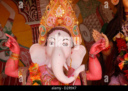 Statue des Hindu-Gottes Ganesh, Goverdan, Uttar Pradesh, Indien, Asien Stockfoto