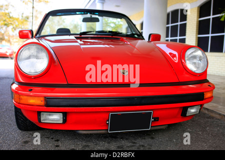 Wachen roten Porsche 911 Carerra am Sarasota stolz und Freude Auto-Show in Florida Stockfoto