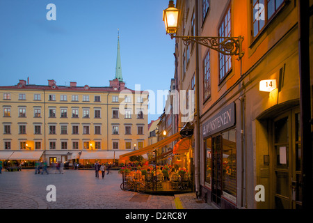 Stortorget Platz Cafés in der Abenddämmerung, Gamla Stan, Stockholm, Schweden, Europa Stockfoto