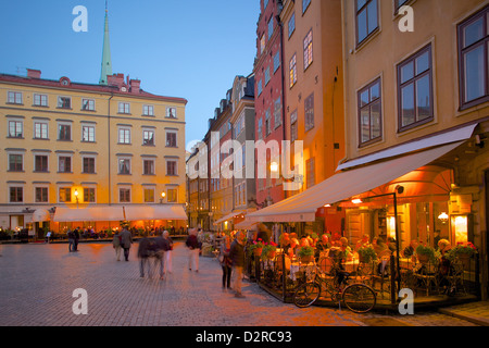 Stortorget Platz Cafés in der Abenddämmerung, Gamla Stan, Stockholm, Schweden, Europa Stockfoto