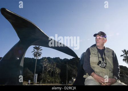 Ex-Delfin-Trainer und Aktivist posiert Ric O'Barry für ein Foto in Taiji, Präfektur Wakayama, Japan, Freitag, 30. Januar 2004. Stockfoto