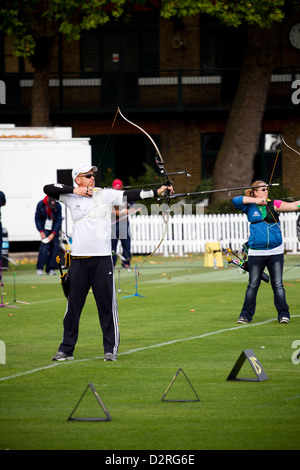 Olympischen Spiele Bogenschießen testen bei Lords Cricket Ground London UK Stockfoto