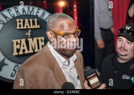 LINCOLN, CA - 30 Januar: Dusty Baker Gespräche mit Journalisten bei der Pressekonferenz von Sacramento Sports Hall Of Fame im Thunder Valley Casino Resort in Lincoln, Kalifornien am 30. Januar 2013 statt Stockfoto