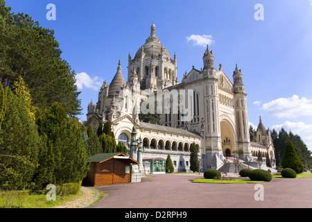 Basilika von Lisieux in der Normandie, Frankreich Stockfoto