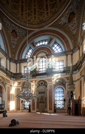 Betsaal, Dolmabahce Moschee, Stadtteil Besiktas, Istanbul, Türkei Stockfoto