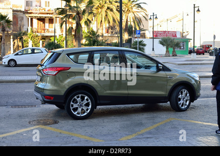 Ford Kuga II - Modelljahr 2013 - beliebte Kompakt-SUV (Sports Utility Vehicle) - während der Präsentation in Valencia, Spanien (Januar 2013) Stockfoto