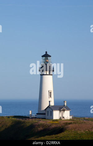 ODER die Küste von Oregon, Newport, Yaquina Head Lighthouse, abgeschlossen im Jahre 1873, 93 Fuß hohen Turm an der Küste Oregons höchste Stockfoto