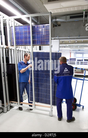 Köln, den TÜV-Rheinland-Solarpruefzentrum Stockfoto