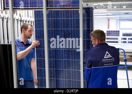 Köln, den TÜV-Rheinland-Solarpruefzentrum Stockfoto