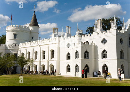 Exterieur der Strawberry Hill House, Saint Marys University, Twickenham. Middlesex. UK., nach der Restaurierung mit Lotterie Finanzierung. Stockfoto