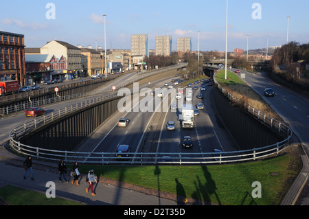 Autobahn M8 durch Glasgow an der Charing Cross. in Schottland, Großbritannien Stockfoto