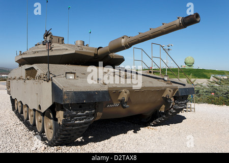 Neue israelische Merkava Markierung IV Behälter in Latrun Armored Corps museum Stockfoto