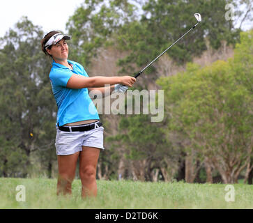 Queensland, Australien. 1. Februar 2013.  JESSICA SPEECHLY (AUS) Europatour, Aktion von Tag 1 der Volvik RACV Ladies Masters 2013, Royal Pines Resort, Queensland.  Bildnachweis: Aktion Plus Sportbilder / Alamy Live News Stockfoto