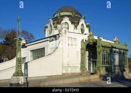 Der Court Pavilion der s-Bahn in Hietzing Stockfoto