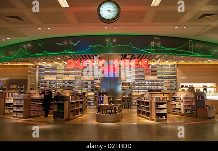 Istanbul, Türkei, Duty Free Shop am Atatürk International Airport Stockfoto