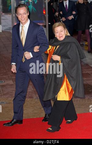 Prinzessin Christina und Prinz Jaime von den Niederlanden besucht den 75. Geburtstag der Königin im Beatrix Theater in Utrecht, Niederlande, 1. Februar 2013. Foto: Patrick van Katwijk Niederlande Stockfoto