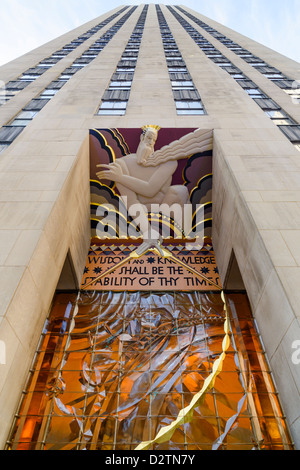 GE Building Eingang Detail, Rockefeller Center, Manhattan, New York City, USA Stockfoto