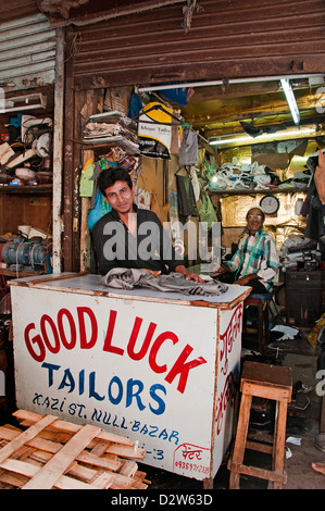 Gut Glück Schneider Mumbai (Bombay) Indien in der Nähe von Crawford Market Stockfoto