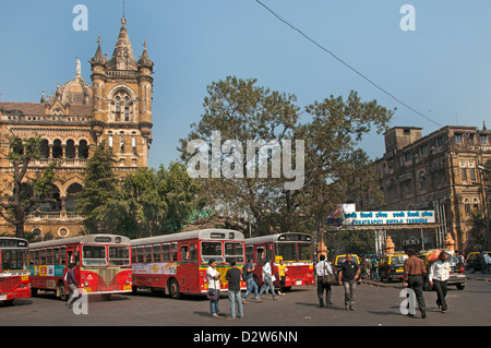 Der Chhatrapati Shivaji Terminus (Victoria Terminus) Station Mumbai (Bombay) Victorian Gothic Revival Architektur Indien Stockfoto